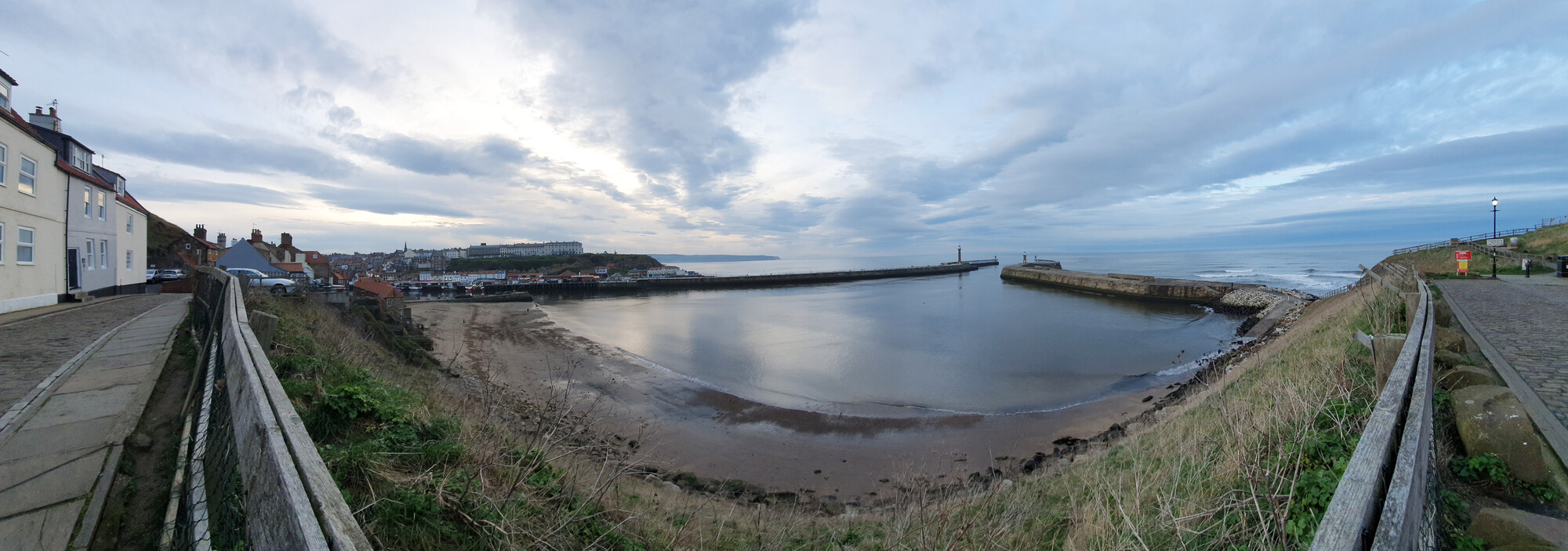 photographer Sirens Cairns uncategorized  photo taken at Whitby