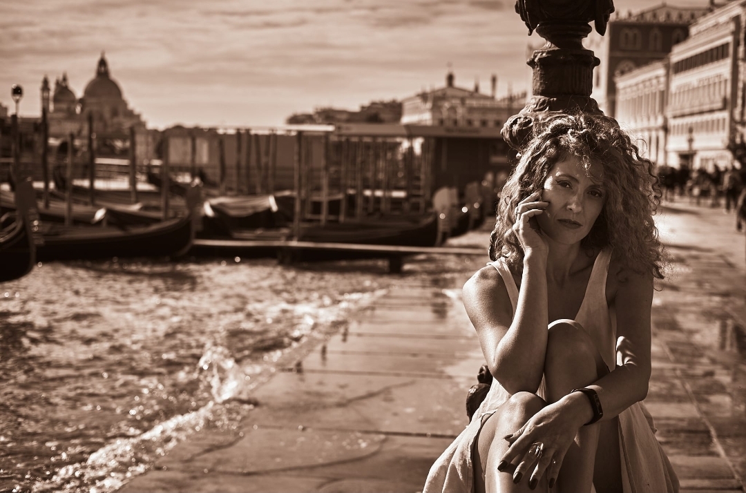 digital artist Angell77la fashion modelling photo taken at Venice taken by Andrew Ghelman