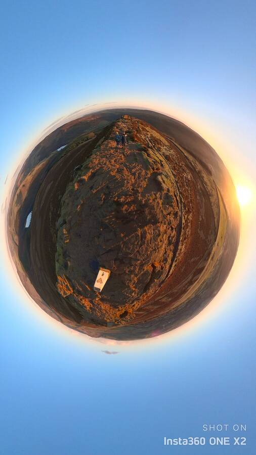 photographer Draculus landscape  photo taken at Win Hill, Peak District