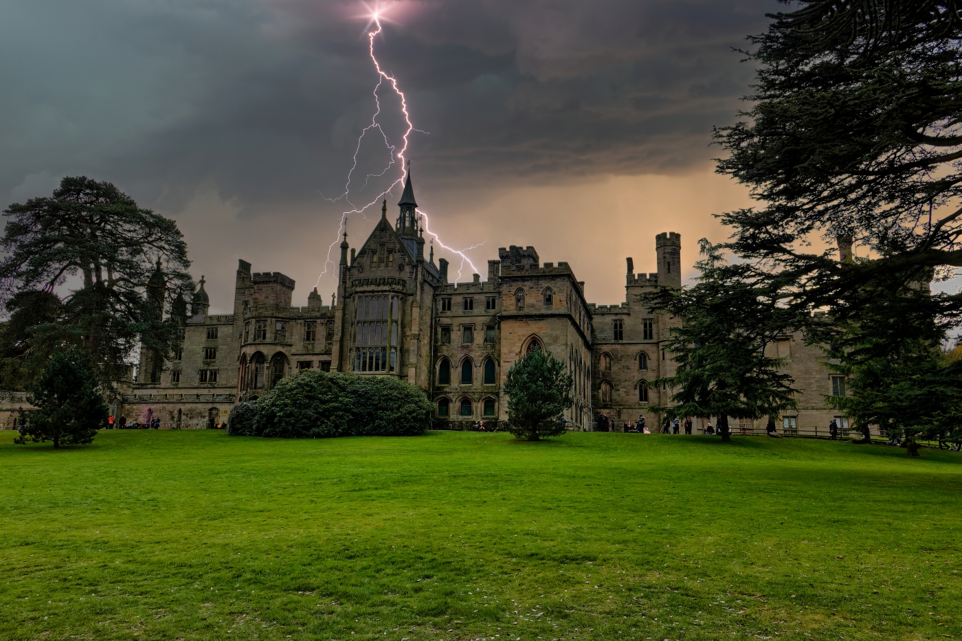photographer dntphotographs architecture  photo. lightning over alton hall during scarefest 2021.