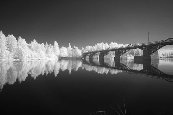 photographer Dave Smith infrared modelling photo taken at Sweden