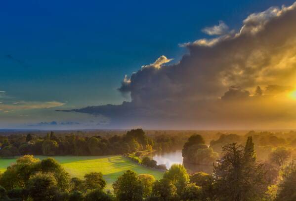 photographer Sean OBrien landscape modelling photo. richmond hill surrey  scene of many of jmw turner039s paintings.