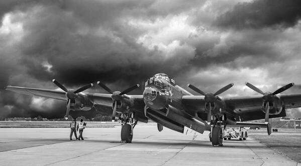 photographer Mike Bell Photography aviation modelling photo. lancaster commerative flight.