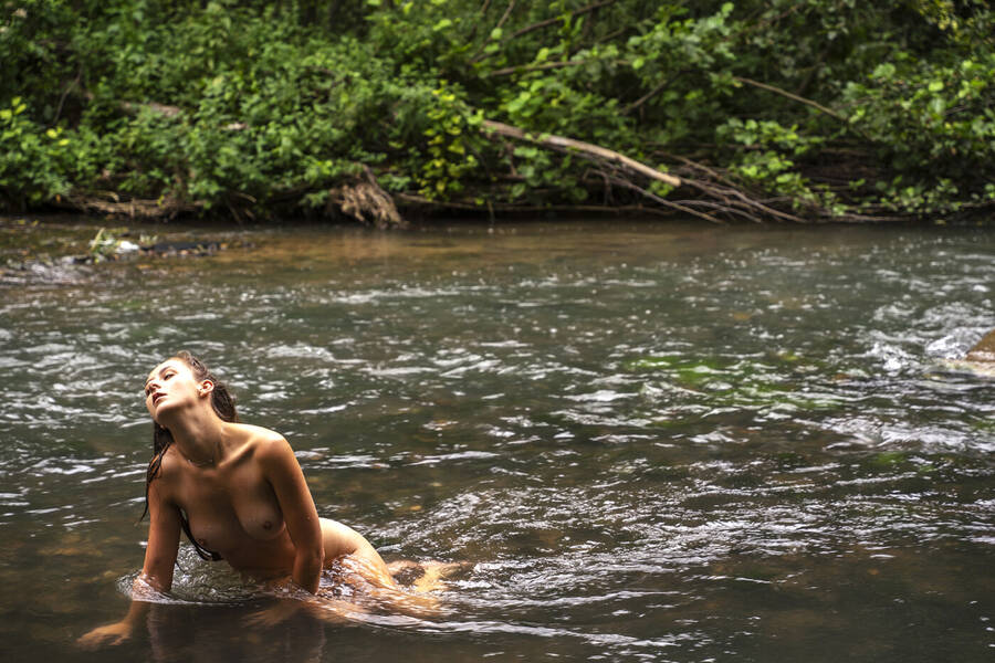 photographer Phovid nudeart fine art  photo