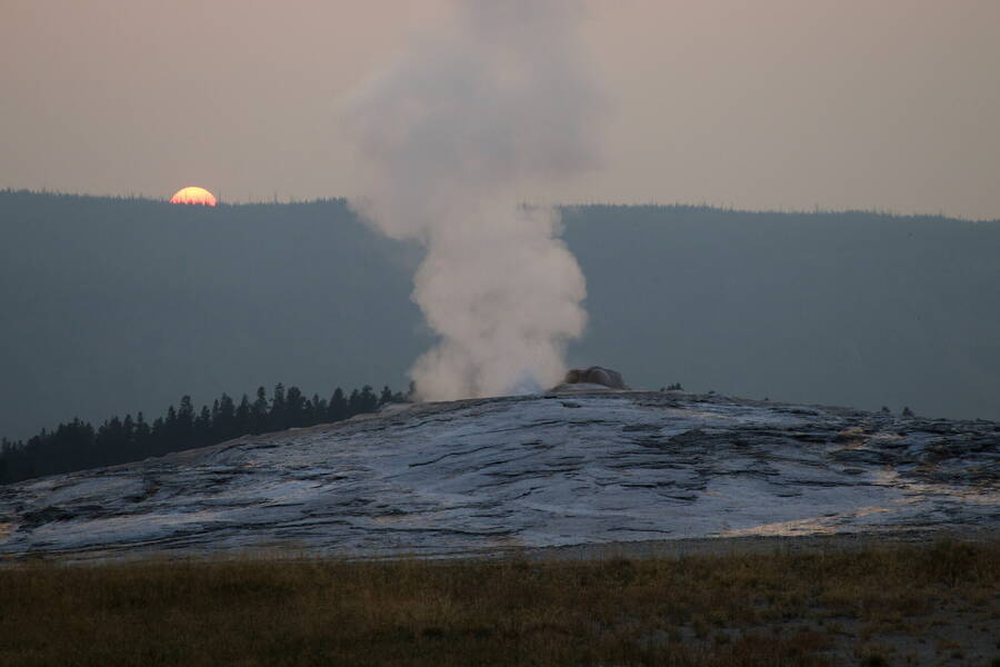 photographer Cloudy photos landscape  photo taken at Yellowstone National Park