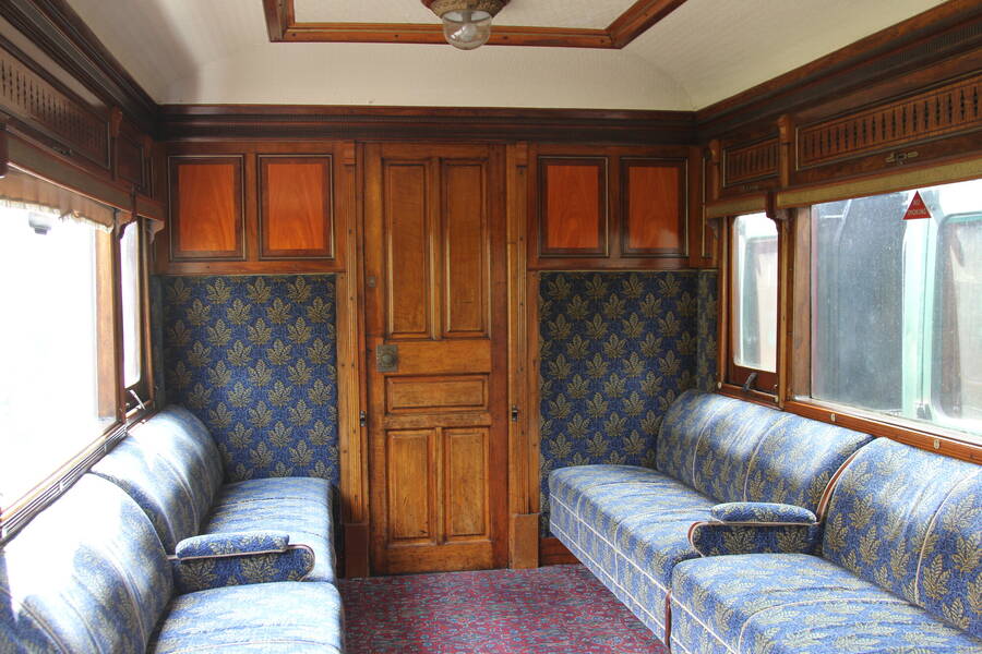 photographer Myddleton transport  photo. they dont build like this today.