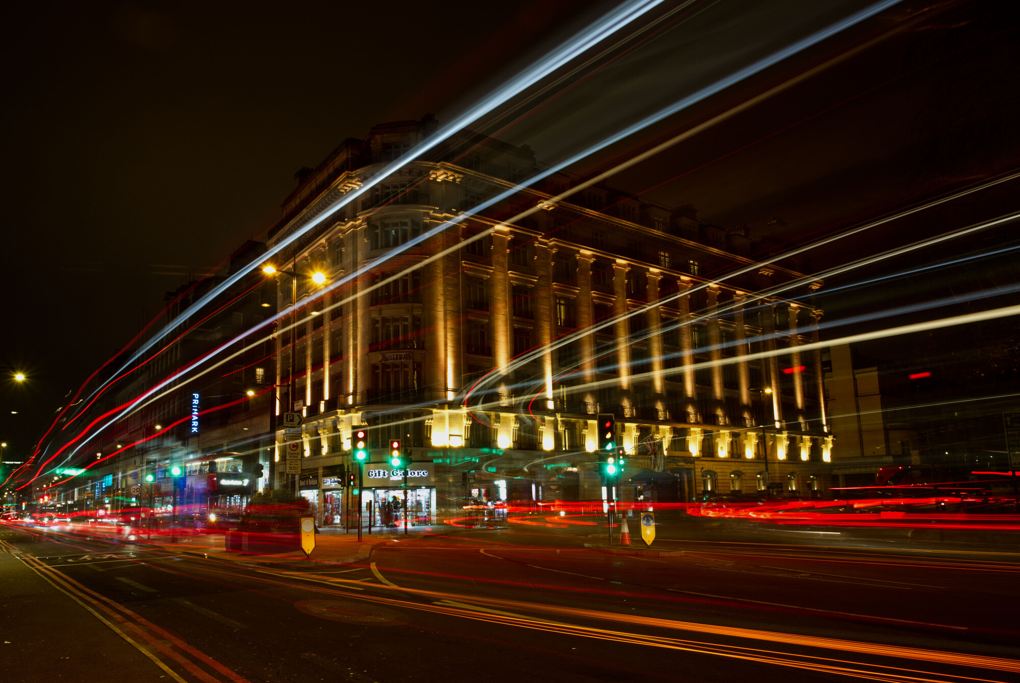 photographer Dangermouse long exposure  photo taken at Marble Arch, London