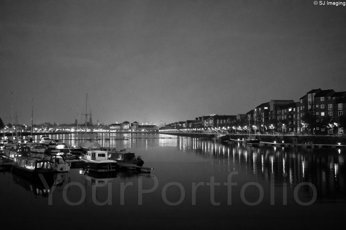 photographer Imagist Photography night  photo taken at Preston Docks